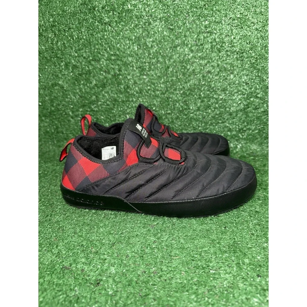 New Balance Mens 7 Caravan Moc Black‎ Red Slip On Shoes Comfort Walking Sneakers